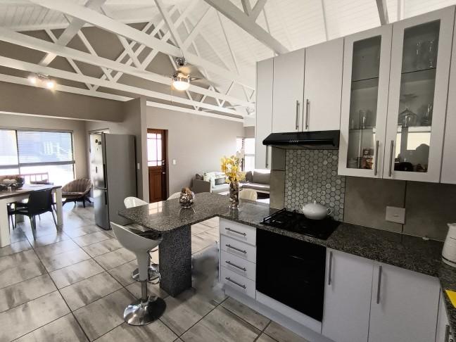 2 Bedroom Property for Sale in Seemeeu Park Western Cape